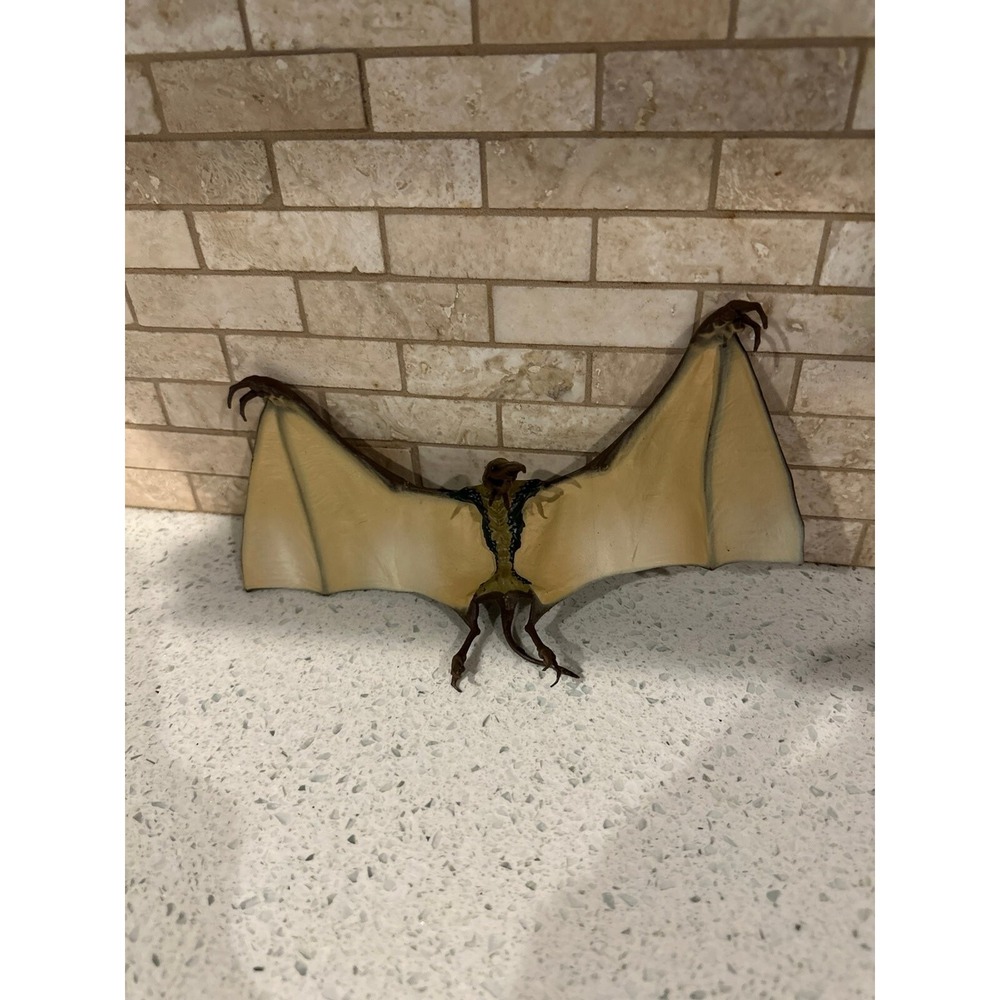 Kong Skull Island Flying Psychovulture Creature Contact figure Monster Wings